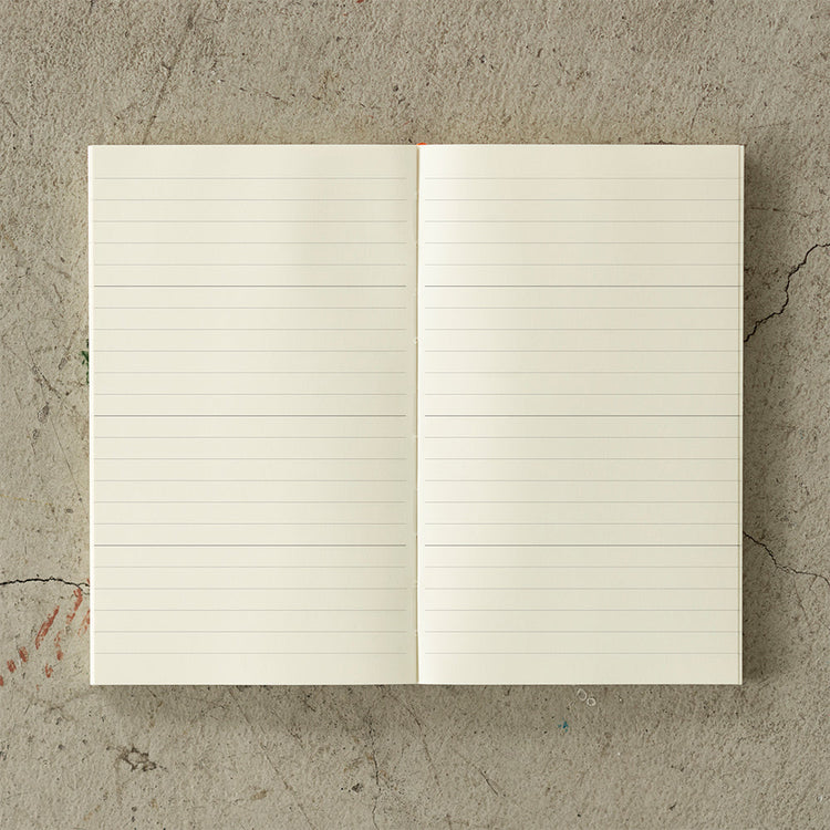 Featuring monthly, weekly, and plain memo pages, this minimalist diary is made with MD PAPER for an exceptional writing experience and flat-opening durability—perfect for planners who value both function and creativity.