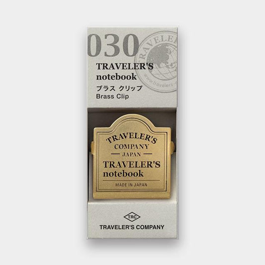 Traveller's Notebook Refill 030 (normale Größe) – Messing-Clip TRC-Logo